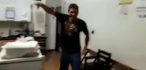 Rodolfo Dançando ao som de Thomas e seus amigos feat. Biggie Samlls